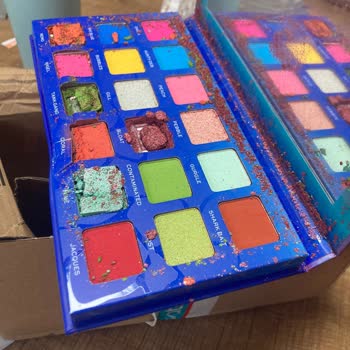 Watsons Paletim Kırık Geldi Kimse İlgilenmiyor