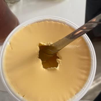 BİM Cheddarlı Krem Peynirdeki Boşluk Sorunu