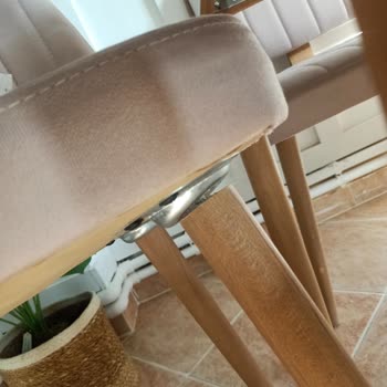 Vivense Yemek Masası 3 Ayda Kırıldı!