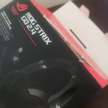 Penta Teknoloji Asus Rog Strix 2.4 Kulaklık Sorunumu Çözmüyor