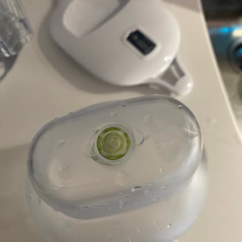 Brita Sürahi Küf Tutuyor