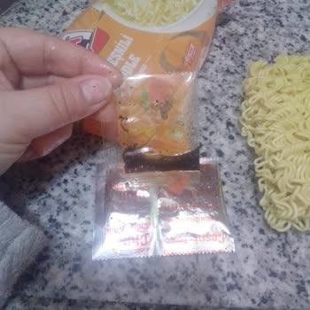 Oba Makarna Paket İçeriği Açık