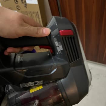 Hoover Müşteri Temsilcisi Müşterisini Mağdur Ediyor