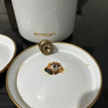Emsan'dan Aldığım Emaye Saklama Kapları Paslandı