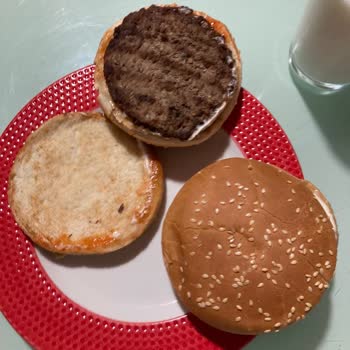 Burger King İstenilenlerin Gelmemesi Problemi