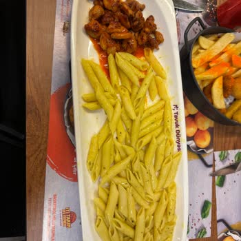 Tavuk Dünyası Hijyen Ve İlgi