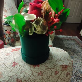 Taze Çiçek (tazecicek.com) Görseldekine Benzemeyen Ürün Geldi!