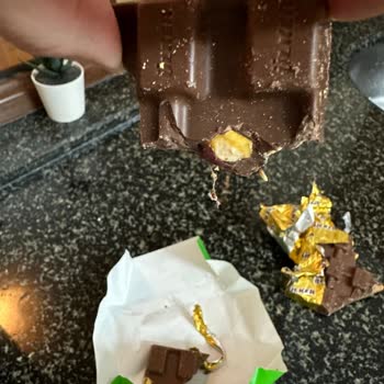 Ülker Fıstıklı Çikolatada Beklenmedik Misafirler