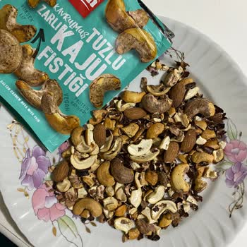 Tadım Gıda Kabuklu Kaju Yerine Badem