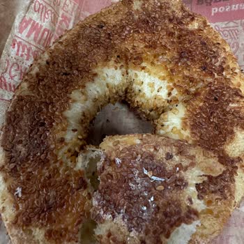 Boşnak Börekçi Simitten Folyo Çıktı