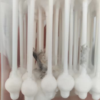 Uni Baby Hijyen Görüntüsünden Uzak Bebek Kulak Pamuğu