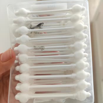 Uni Baby Hijyen Görüntüsünden Uzak Bebek Kulak Pamuğu