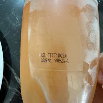 Schweppes Pink Grapefruit İçinde Partikül Var