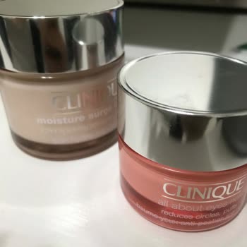 Clinique Krem Cildimde Alerji Yaptı