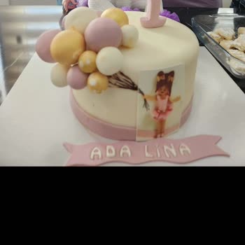 Bizim Fırın 1 Yaş Doğum Günümüzü Yaptığı Pastayla Mahvetti