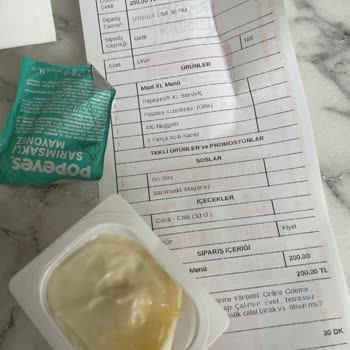 Popeyes Gönderdiği Sarımsaklı Mayonez Bozuk