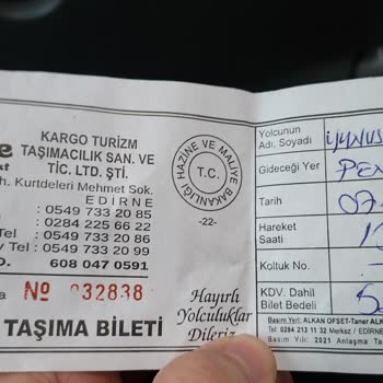 Lale Seyahat Yolculuk Sırasında Araç Tavanından Su Akması