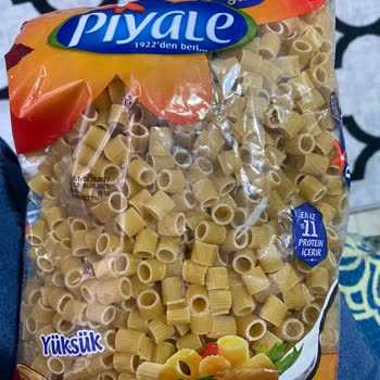 Piyale Makarnanın İçinden Kumaş Parçası Çıktı