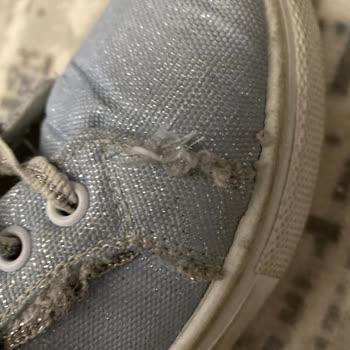 FLO Ayakkabı İadesi Yapmadı Müdür Alaycı Konuştu Hiç İlgilenmedi