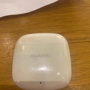 Huawei FreeBuds Se2 Kutusunun Sararması