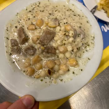 Bizim Lokanta Akasya Şubesinde Yemeğimizden Böcek Çıktı