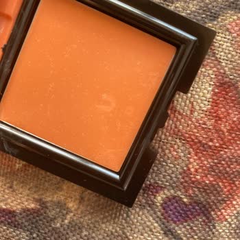 Pastel Kozmetik Krem Allık Tozlu Çıktı