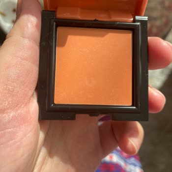 Pastel Kozmetik Krem Allık Tozlu Çıktı