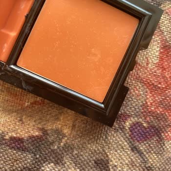 Pastel Kozmetik Krem Allık Tozlu Çıktı