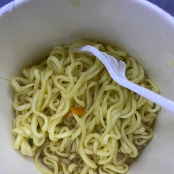 Knorr Yazık Ya Sürekli Aynısı