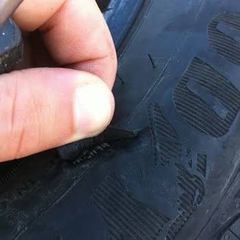 Ayaş Belediyesi Kadastro Yolumuzla İlgilenmiyor. Hacıveli Mahallesi