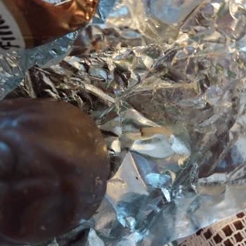 Şölen Çikolata Octavia Çikolatanın İçinden Kurt Çıktı