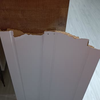 Tiamob Gardırop Kırık Kapak