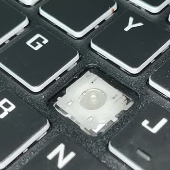 Monster Notebook Klavye Kırık Tuş Sorunu