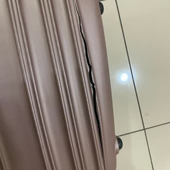 THY Havayolu Şirketinin Valiz Hasarına Çözüm Bulamaması