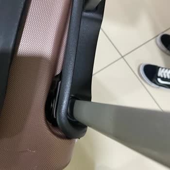 THY Havayolu Şirketinin Valiz Hasarına Çözüm Bulamaması