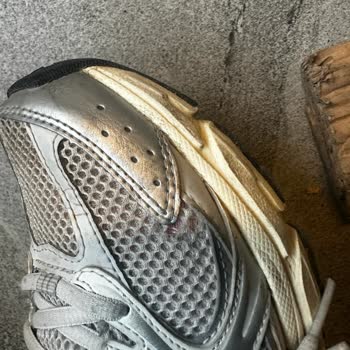 New Balance 530 White File Yırtılması