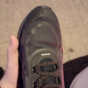 Tommy Hilfiger Marka Ayakkabı Kalite Sorunu