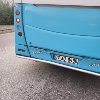Antalya Büyükşehir Belediyesi Otobüs Şoförü Tavrı