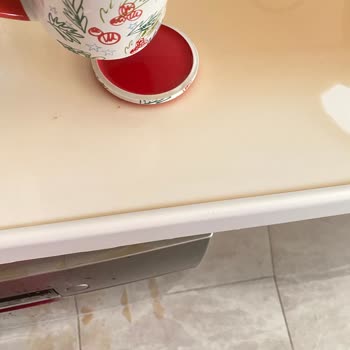 Starbucks Güvensiz Bardak Üretimi