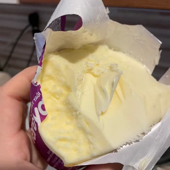 Migros Tereyağdan Kocaman Kıl Çıktı