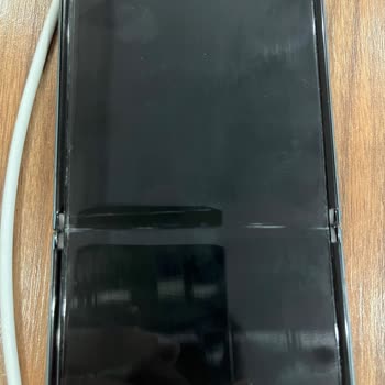 Samsung Z Flip 3 (BDH) Garanti Kapsamında Değerlendirilmiyor!