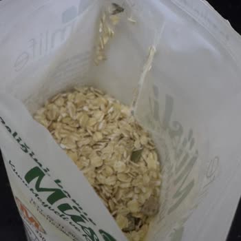 Migros Kuruyemişli Yulafım Kelebek Yuvası Çıktı!