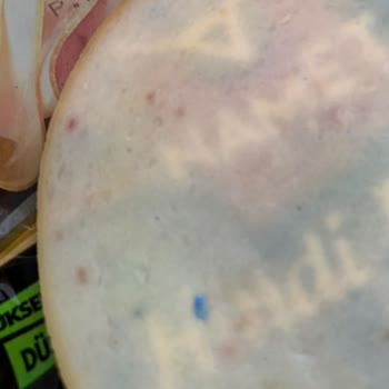 Namet Hindi Füme İçerisinden Plastik Çıktı