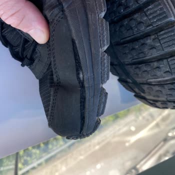 Skechers Üzdü. Bu Kadar Kısa Zamanda Dağılmamalıydı