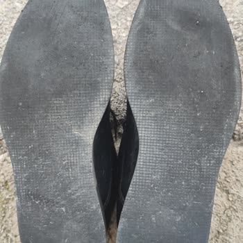 Sail Laker's Ayakkabı Taban Kısmı Eridi!