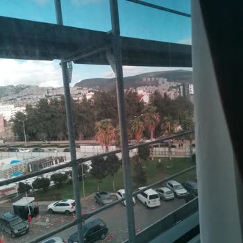 Kent Hastanesi (İzmir) Kent- Yeni Acıbadem Hastanesi Saygısızlık