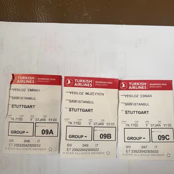 Anadolu Jet Türk Hava Yolları Yetkililerine