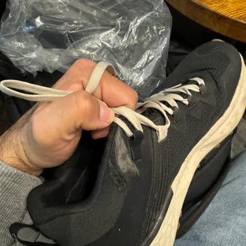 Columbia Outdoor Botların Kısa Sürede Yırtılması Ve Satış Sonrası Hizmet Sorunları