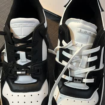 Boyner Yanlış Gönderilen Ayakkabı Eşi