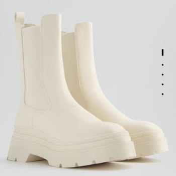 Bershka Ayakkabıda Ayıplı Mal Gönderdi